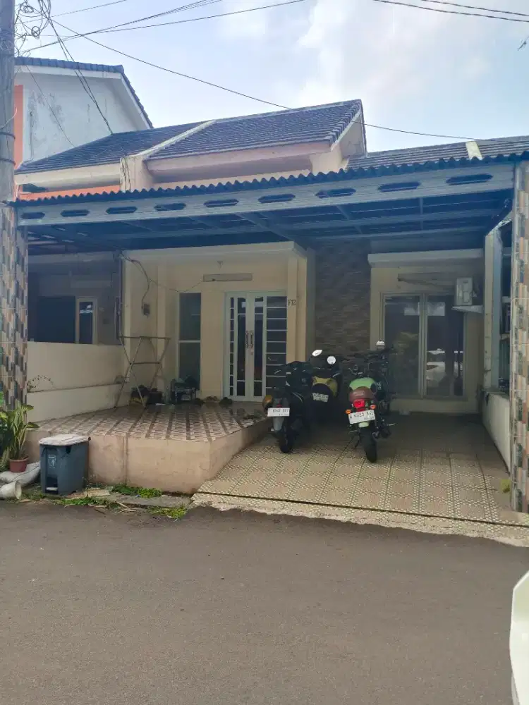 Di sewakan Rumah