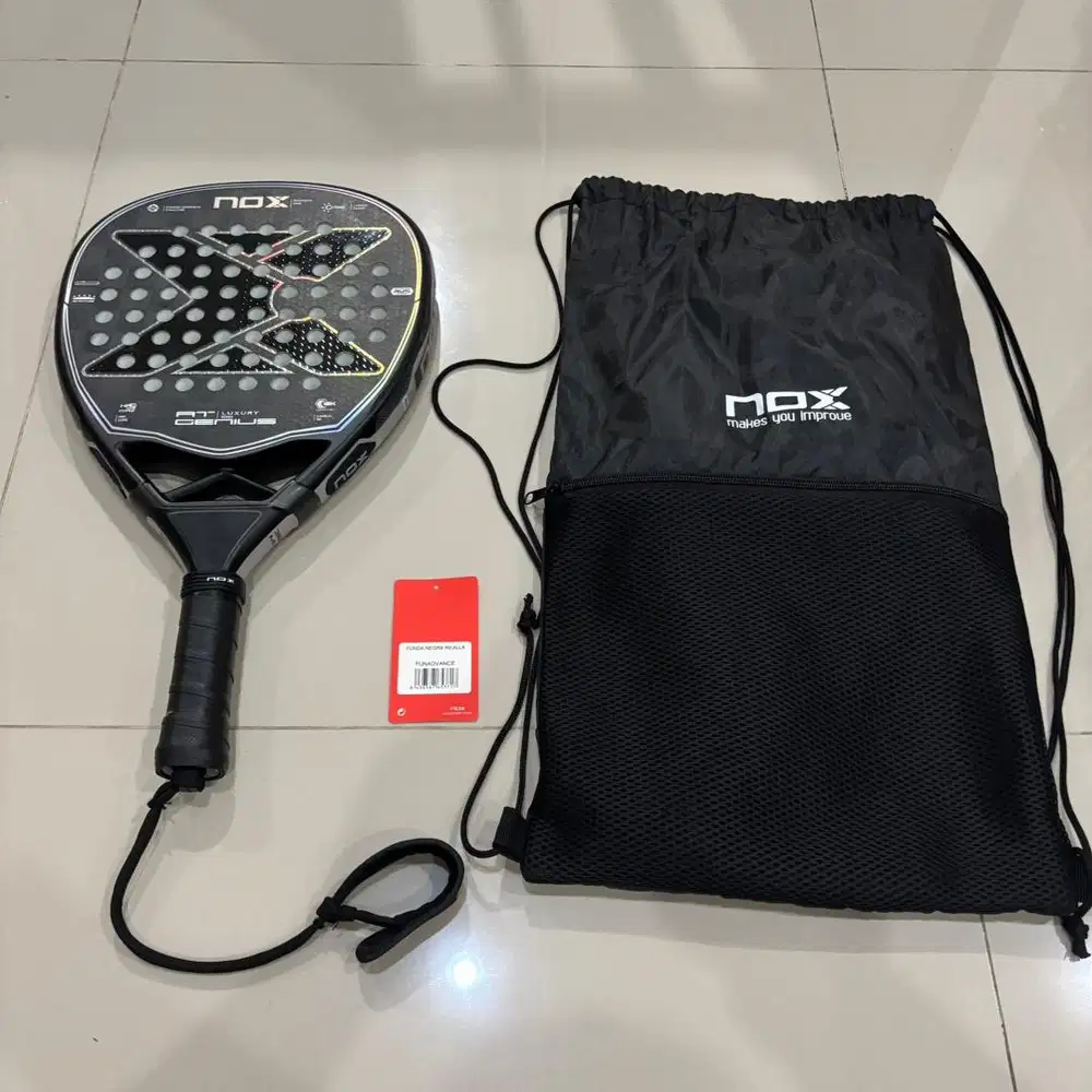 Raket padel nox at10 genius luxury preloved