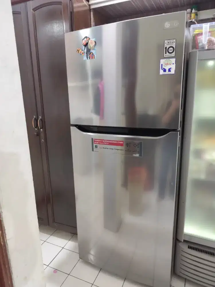 Kulkas LG 2 Pintu 384L CN-C422SLCN