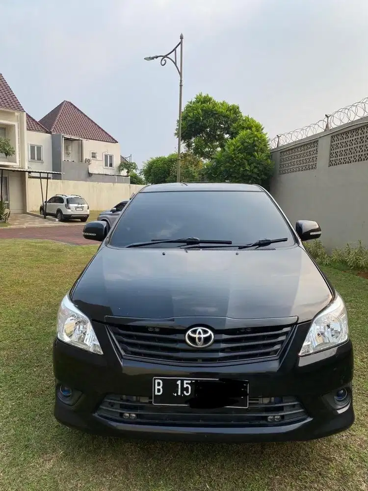 Kijang Innova Diesel 2.4 G AT 2012