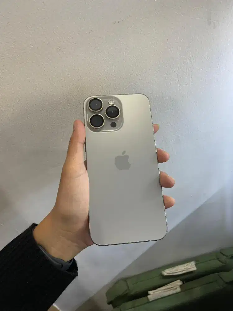 Iphone 15 PM 256gb Natural titanium