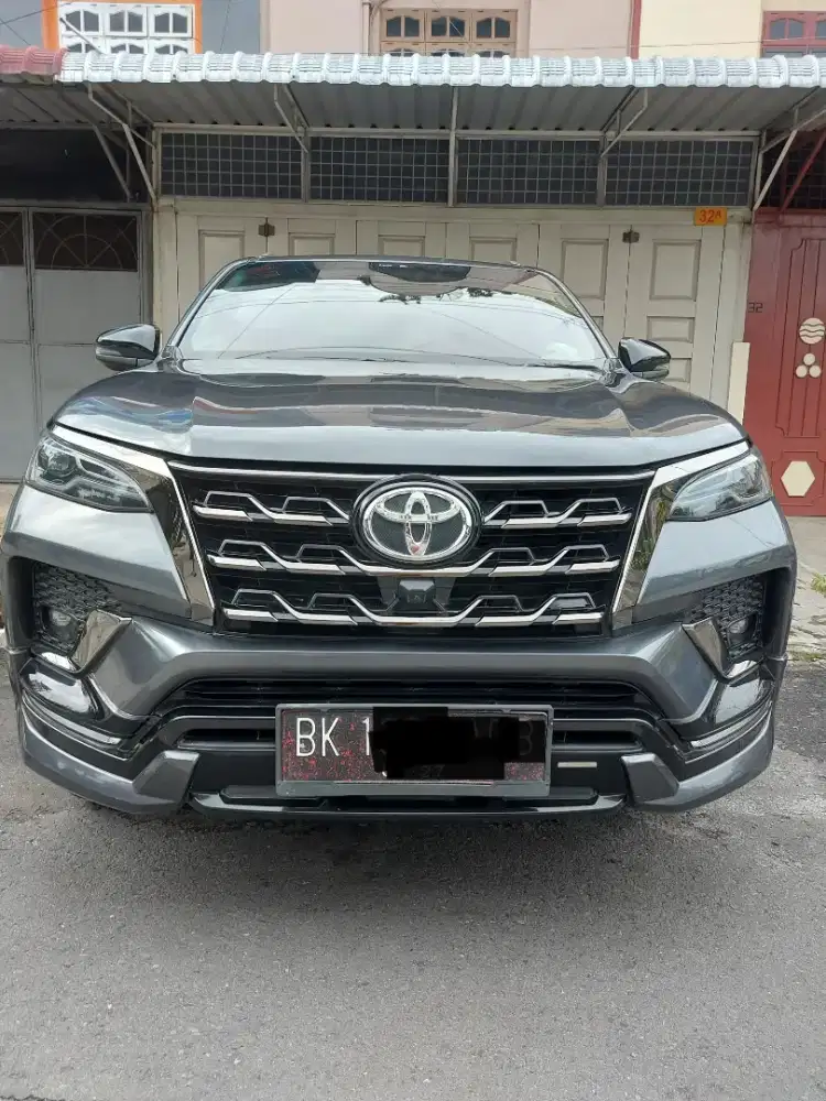 Dijual cepat toyota fortuner type GR automatic