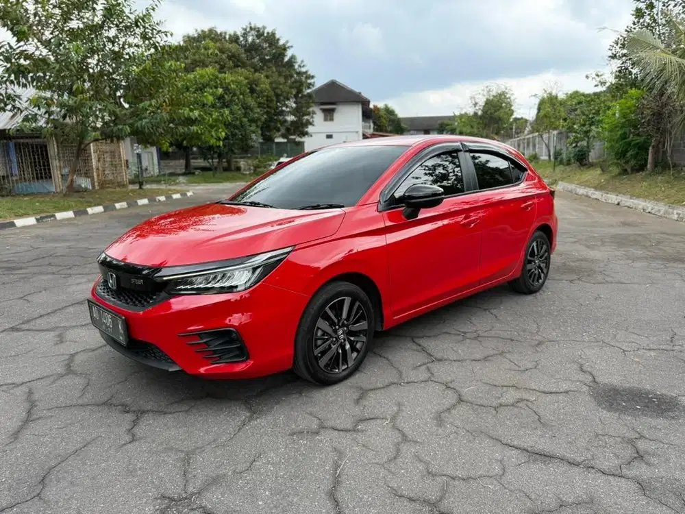 City Hatchback RS 2022 km 12 ribu “UM 25 jt”