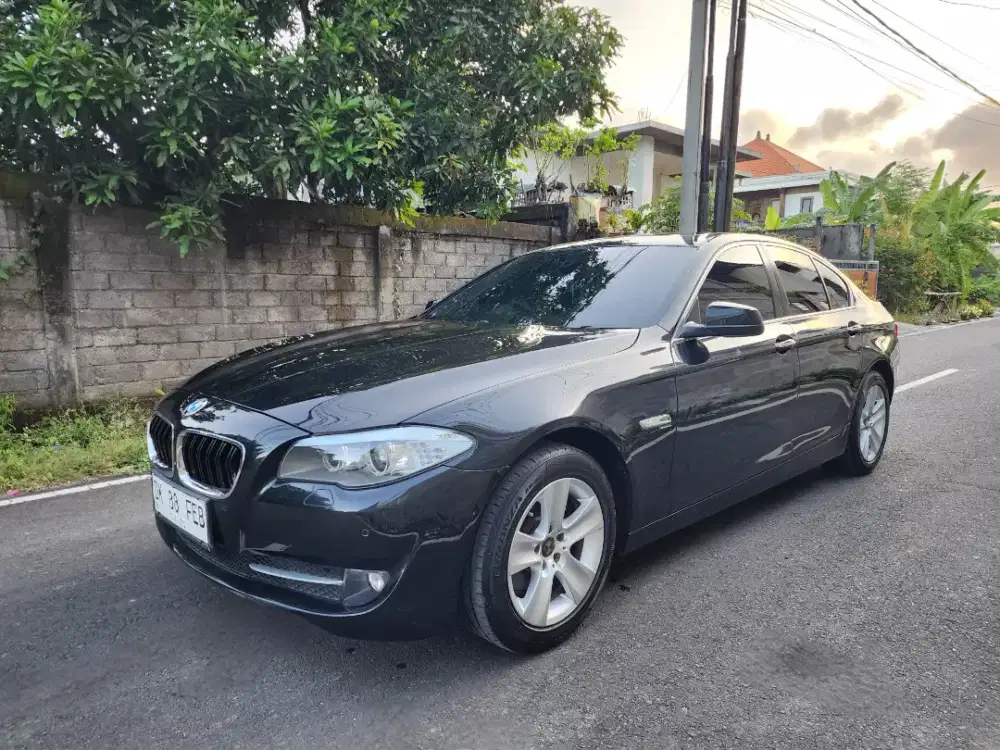 BMW 528i 2013 Matic Full Spec Istimewa