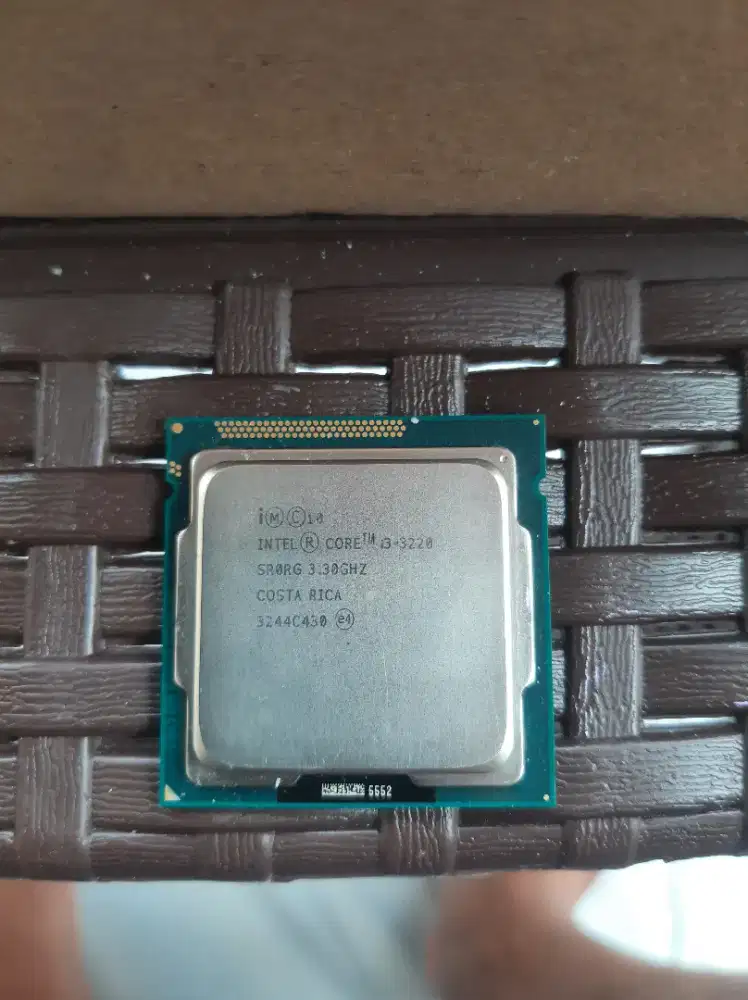 PROCESSOR INTEL CORE I3 3220 3.30Ghz GEN 3 MURAH