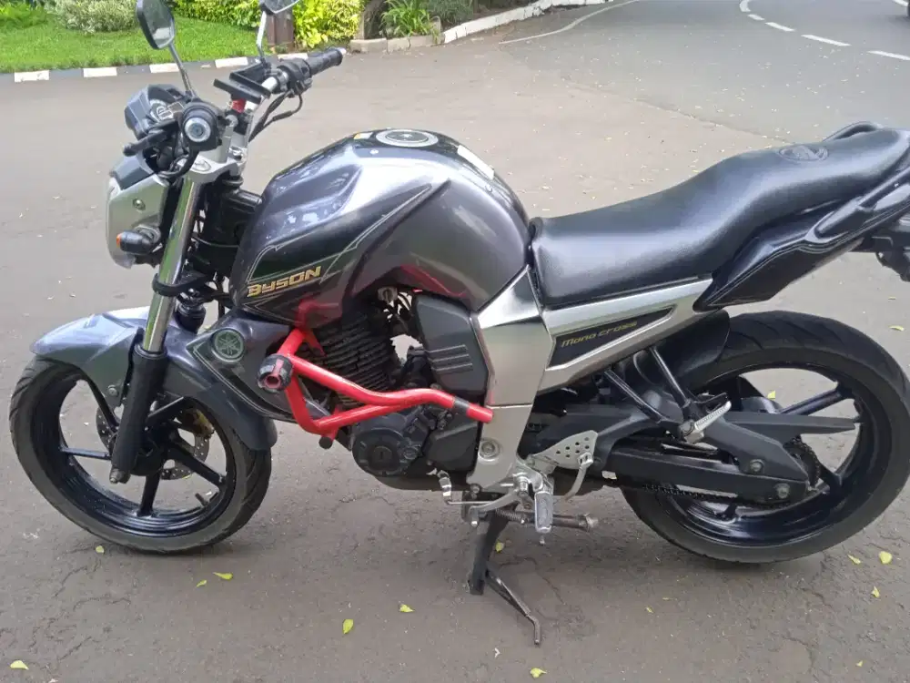 YAMAHA BYSON 150 TAHUN 2011 MESIN ALUS