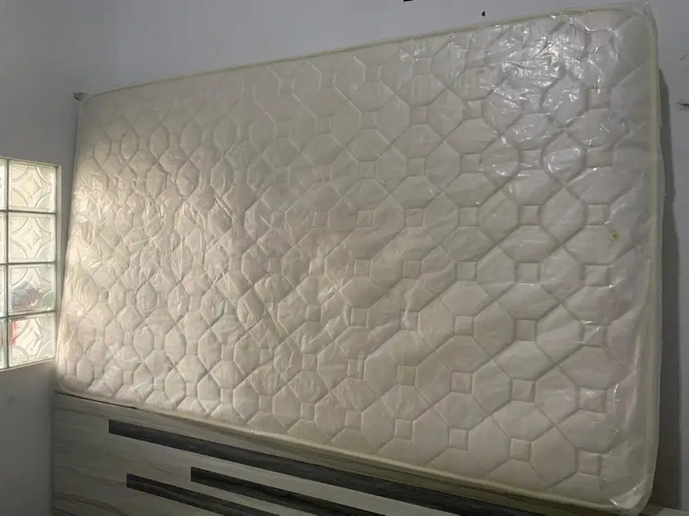 Kasur Spring Bed Zinus