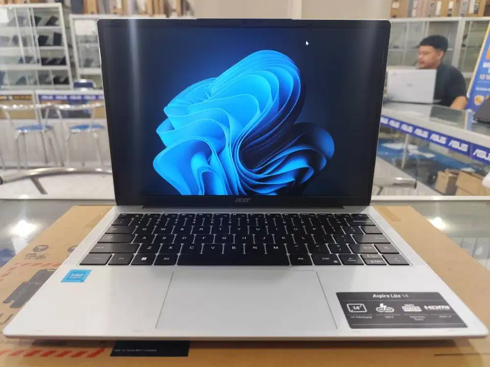 LAPTOP ACER ASPIRE LITE AL14-31P | INTEL N100 | RAM 8GB | SSD 512GB