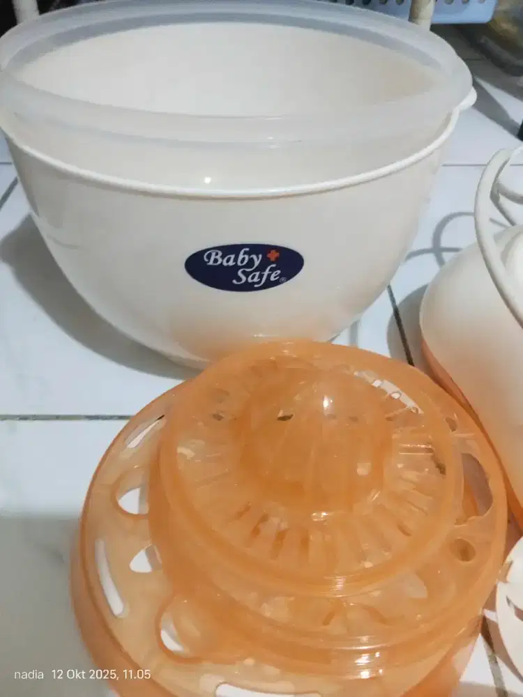 Pemanas susu baby