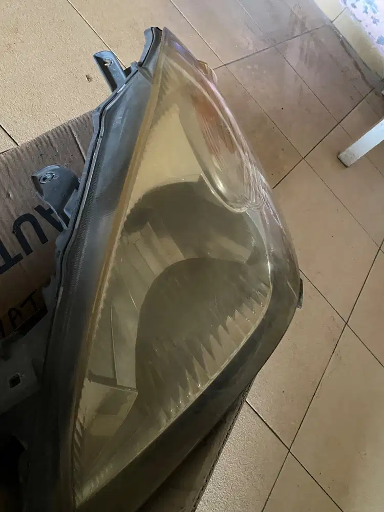 Headlamp Toyota Avanza S 2011 Original Copotan