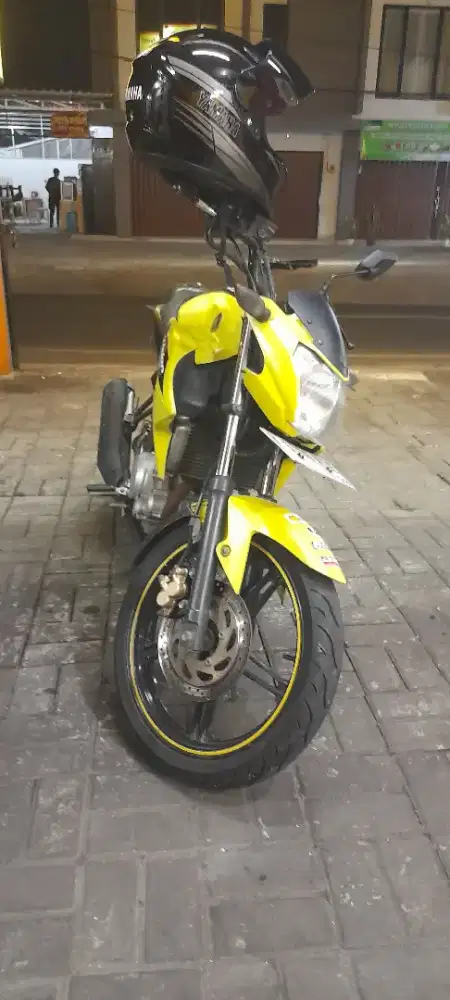 Yamaha Vixion NVL Asli Kuning