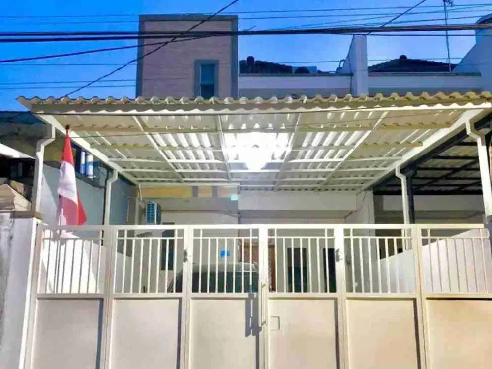Dijual rumah semi furnish lebak Arum 2 lantai