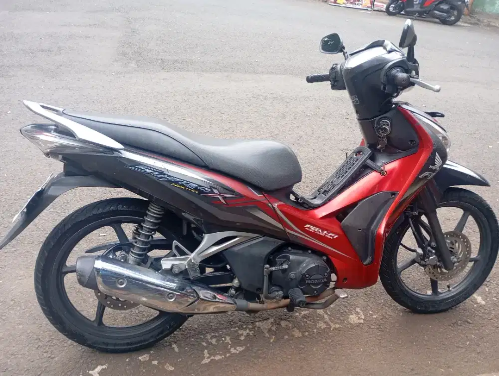 Honda supra X Helm in 2013
