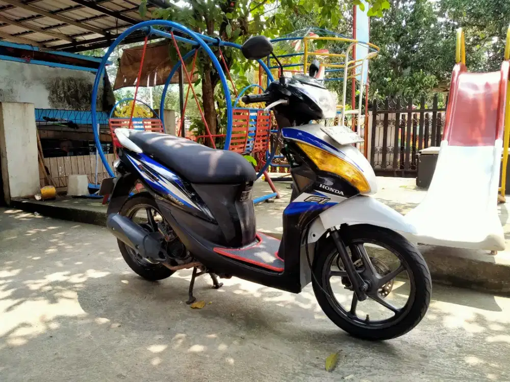 Honda Spacy F1 2013 Helm in Bs TT