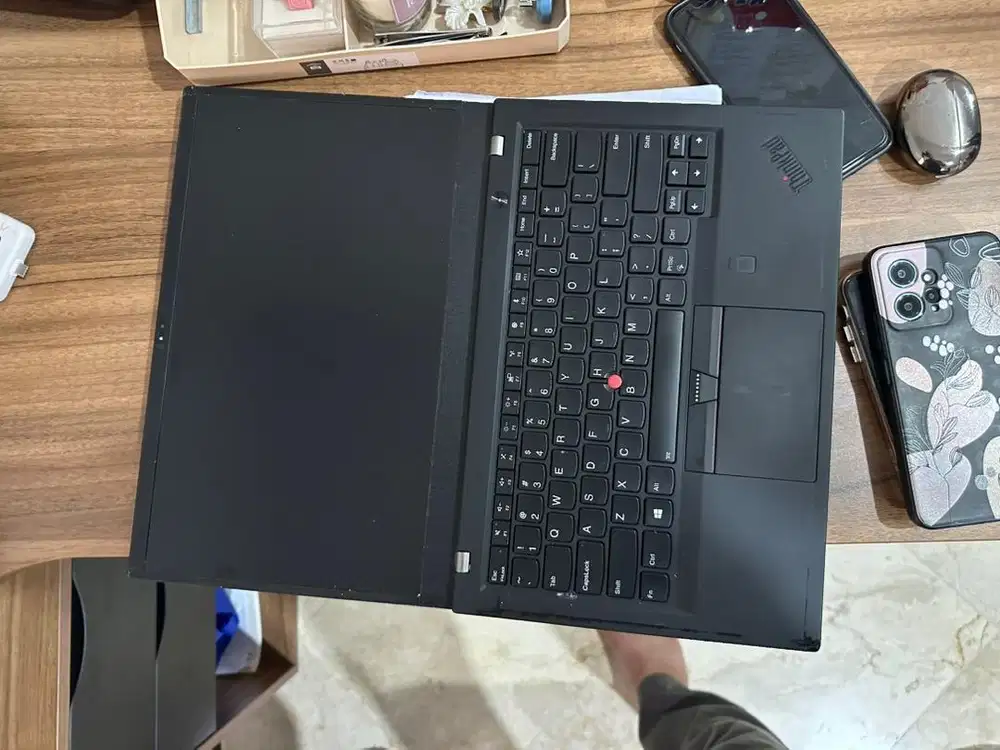 Thinkpad X1 Carbon i5 (GEN 11 !) Ram 16 Gb / Ssd 256 gb, LAYAR TAJAM