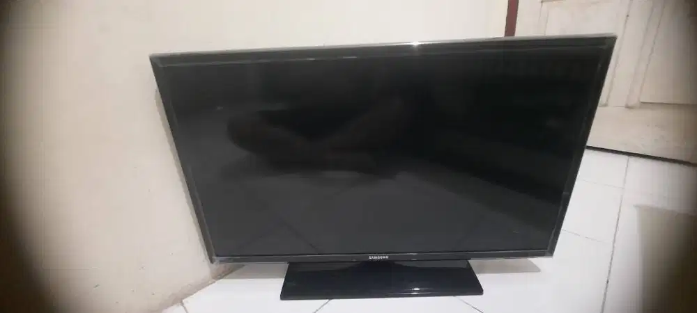 Dijual TV LED Merk Samsung 32