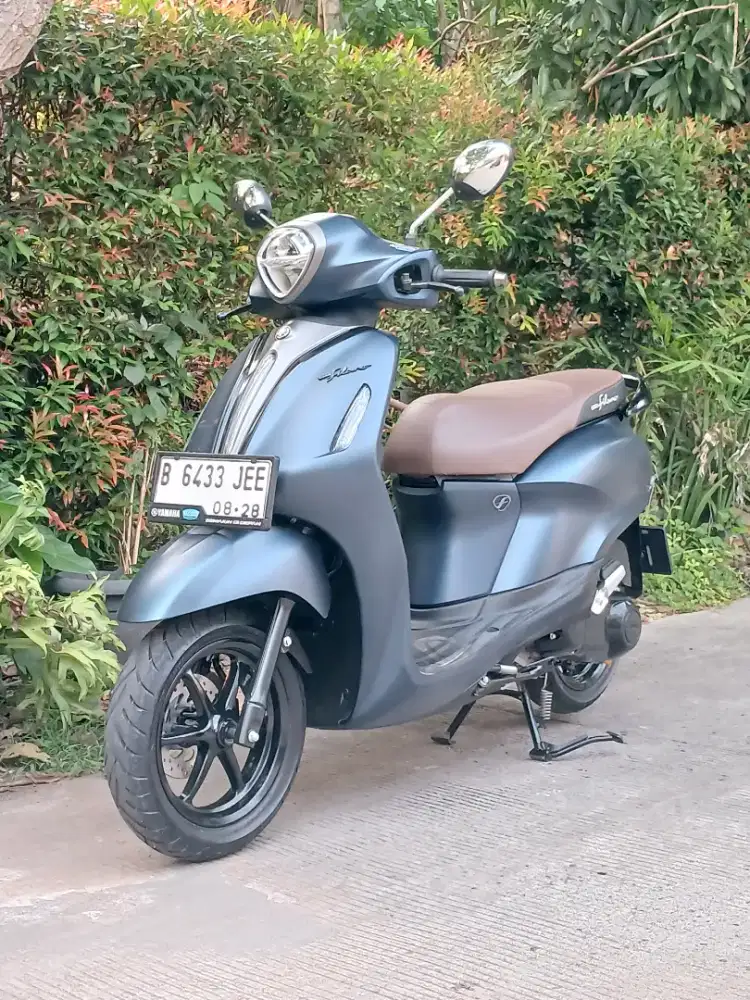 DP 500RB YAMAHA GRANDFILANO TAHUN 2023 KM 10RB
