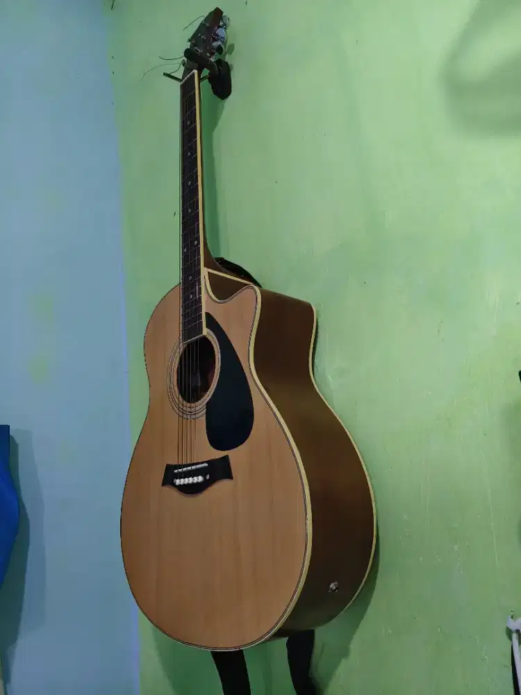 Jual gitar lesley
