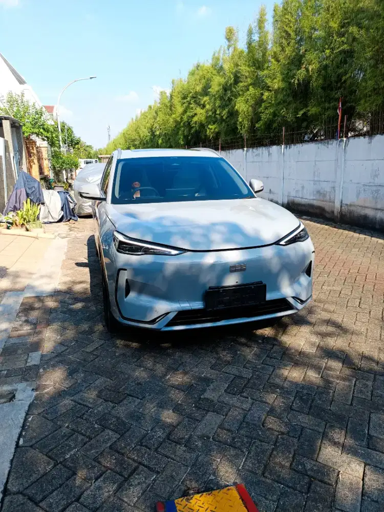 EX5 EV 2025 ready
