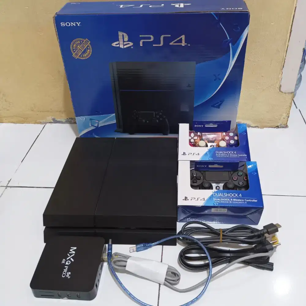 Di jual ps 4  fat seri 1200 H E N 11 (500gb)