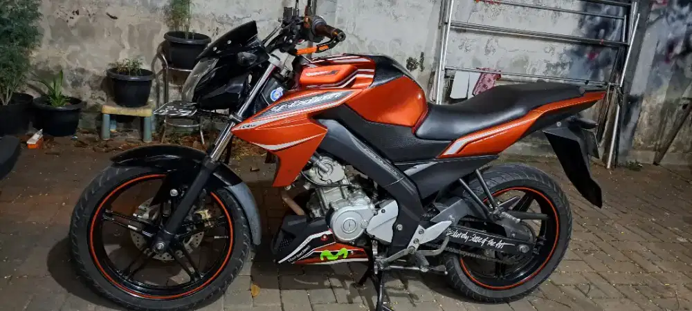 Vixion nvl 2012 merah