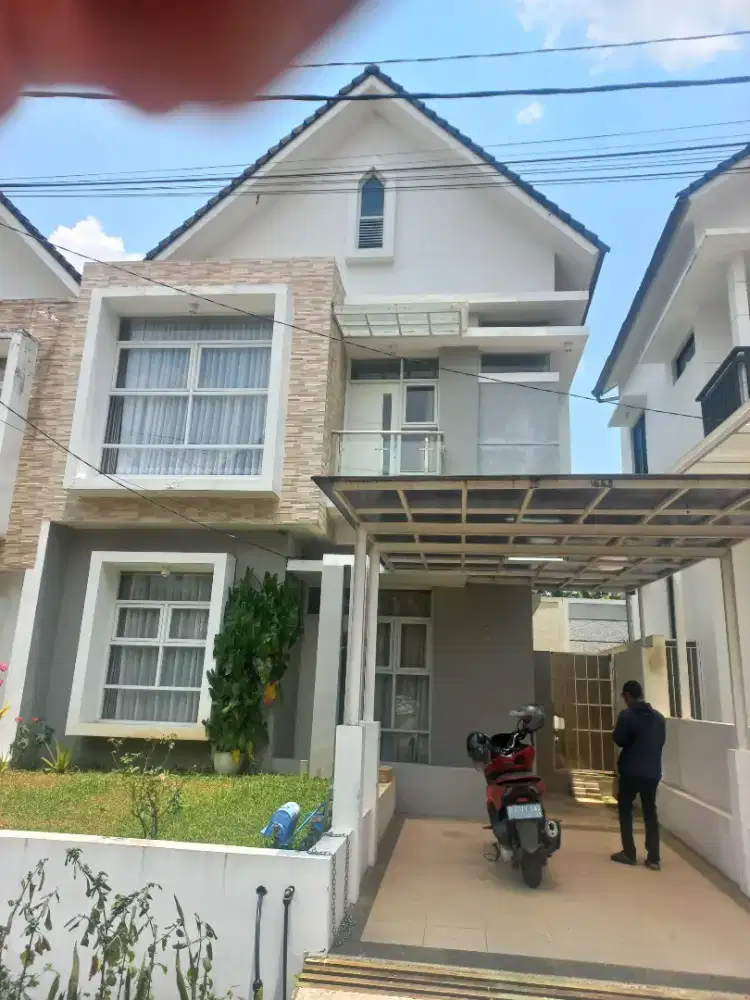 Jual rumah lokasi Strategis D'Green Aqila Cimahi
