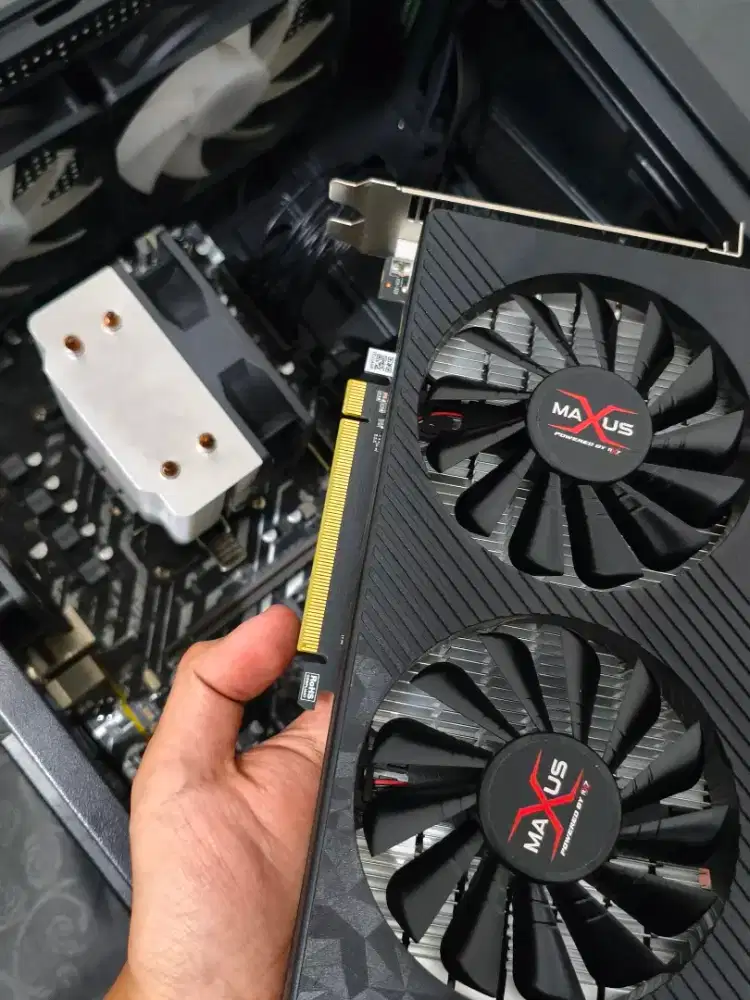 MASIH MULUS - RX 580 8GB MAXUS