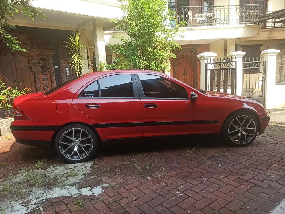 Mercedes-Benz C240 2005 Bensin