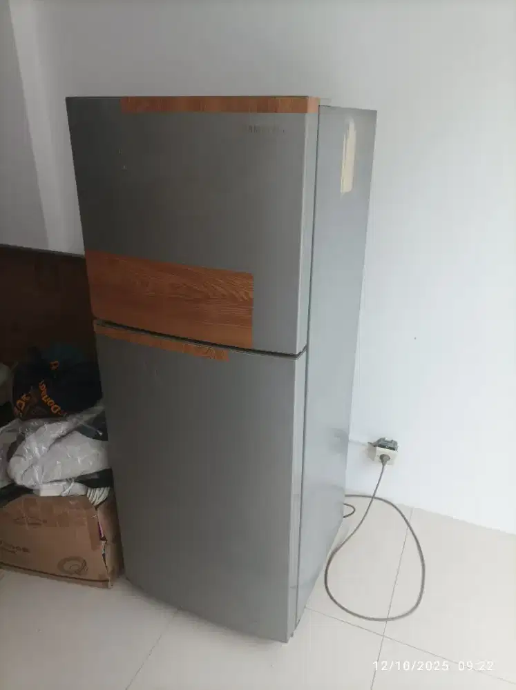 kulkas samsung 2 pintu