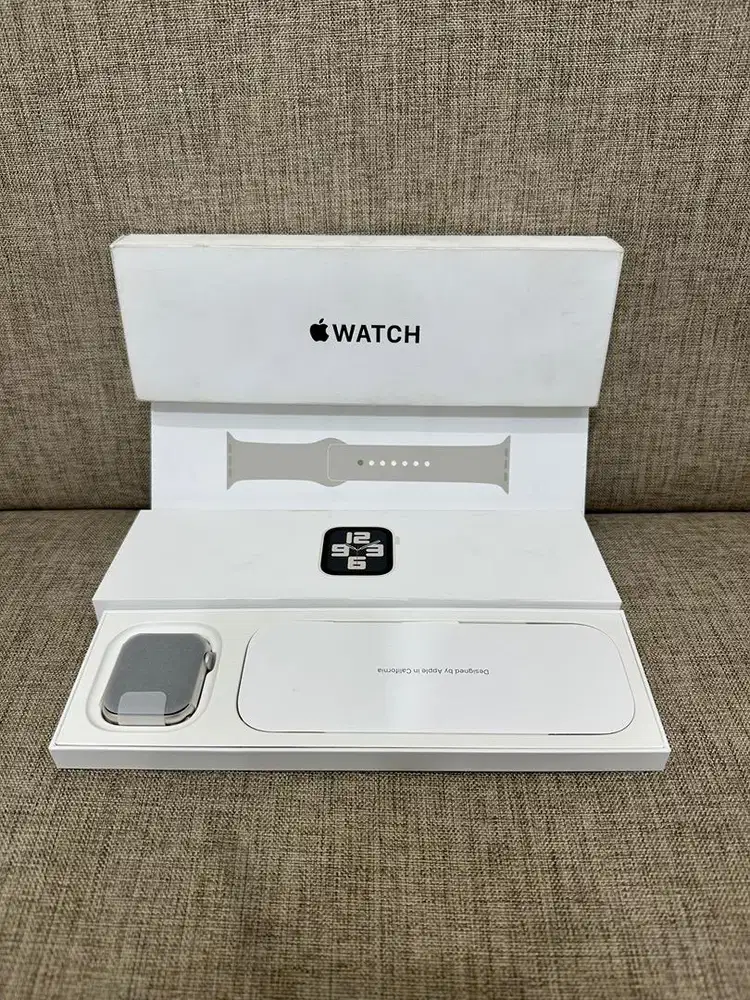 iWatch SE Gen 2 44mm GPS Ex iBox