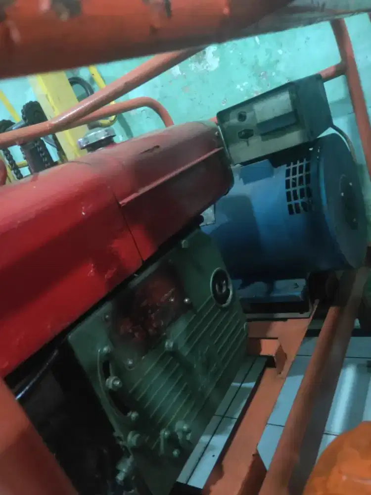 Jual mesin diesel jenset 5000watt dinamo nya domfeng mesin nya Wuling