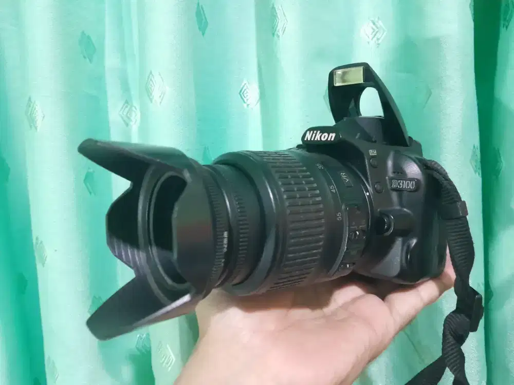 Kamera dslr Nikon D3100 VR