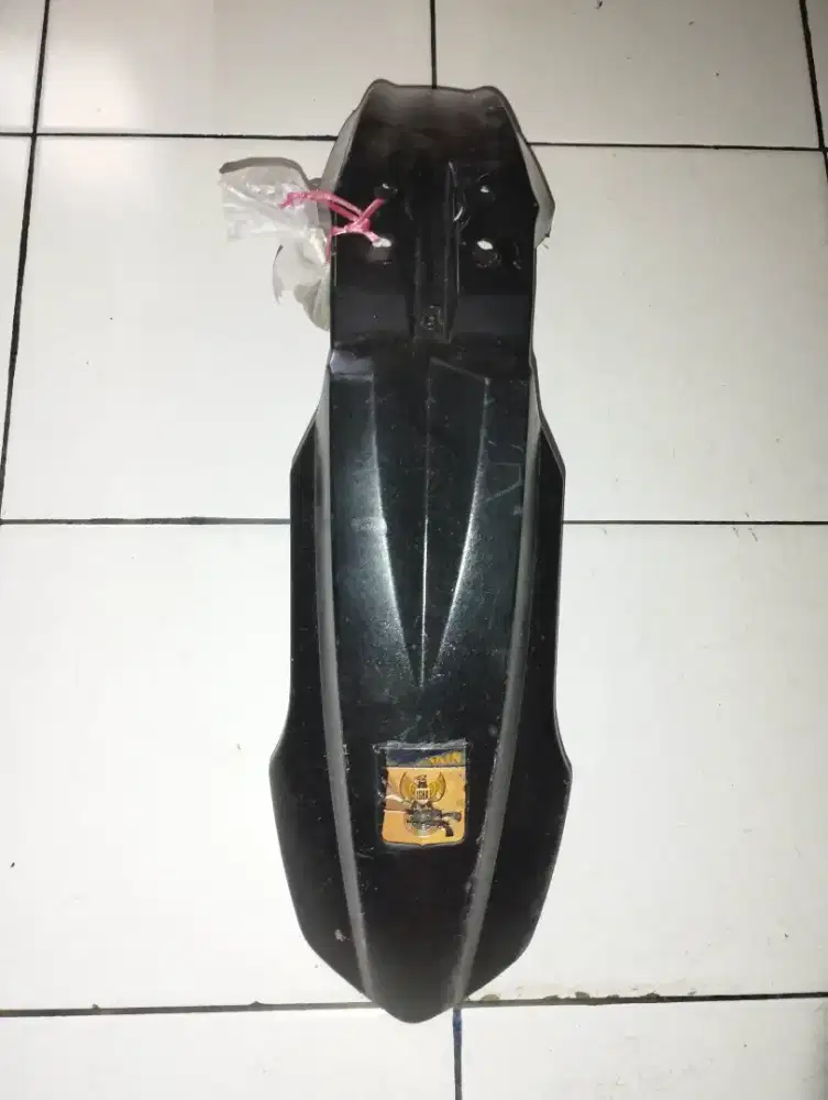 Spakbor plastik cross trail bekas pakean thunder