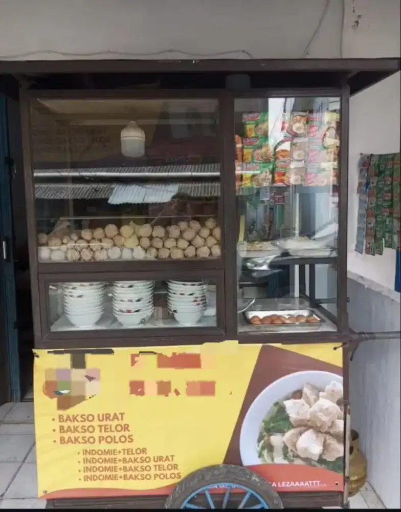 Gerobak ex jual bakso, sop buah, gorengan dll