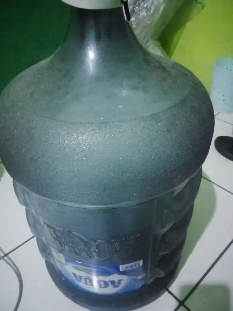 Galon AQUA sehat bergizi