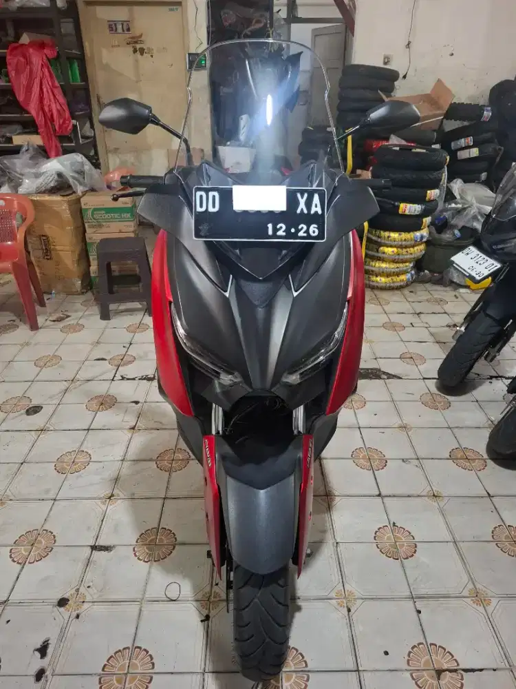 Yamaha xmax abs 250cc 2021 hitam merah
