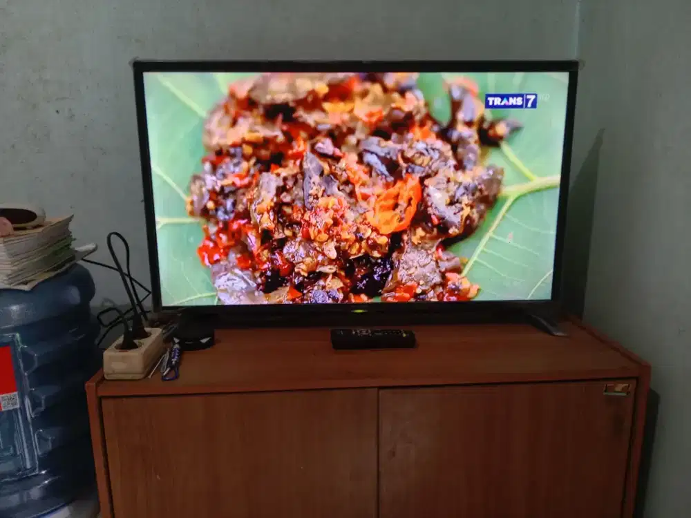 HRGA:1.180NET PAS,TV LED SHARP DIGITAL 32IN NO MINUS LOKASI PANAM