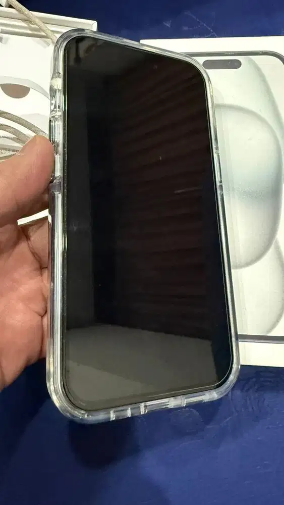 Iphone 15 128 gb masih garansi erafone