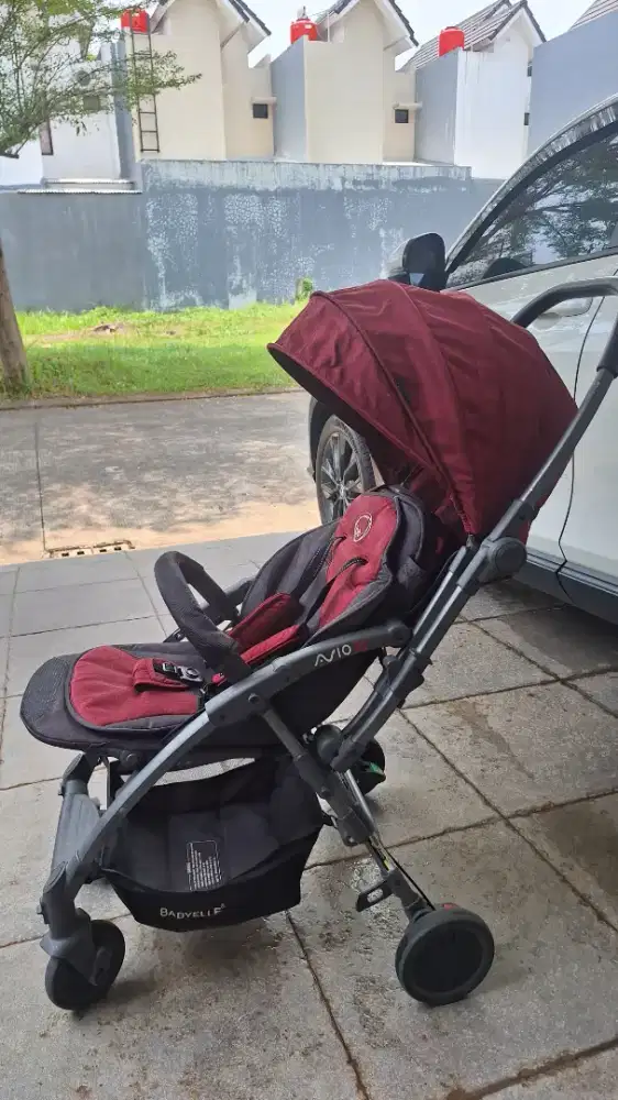 DIJUAL STROLLER BABYELLE AVIO RS MASIH BAGUS