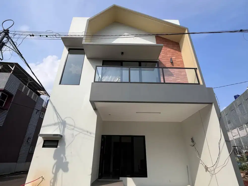 DEKAT MARGONDA RUMAH PREMIUM DALAM CLUSTER ROW JALAN LEBAR