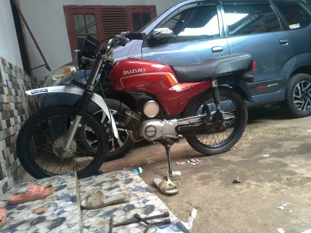 Yamaha suzuki econos