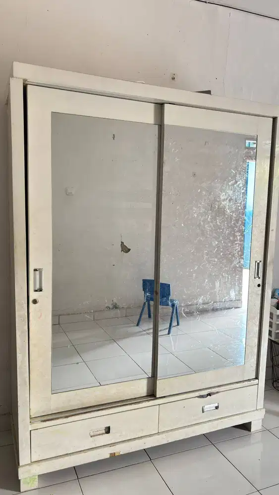LEMARI PAKAIAN MURAH MERIAH