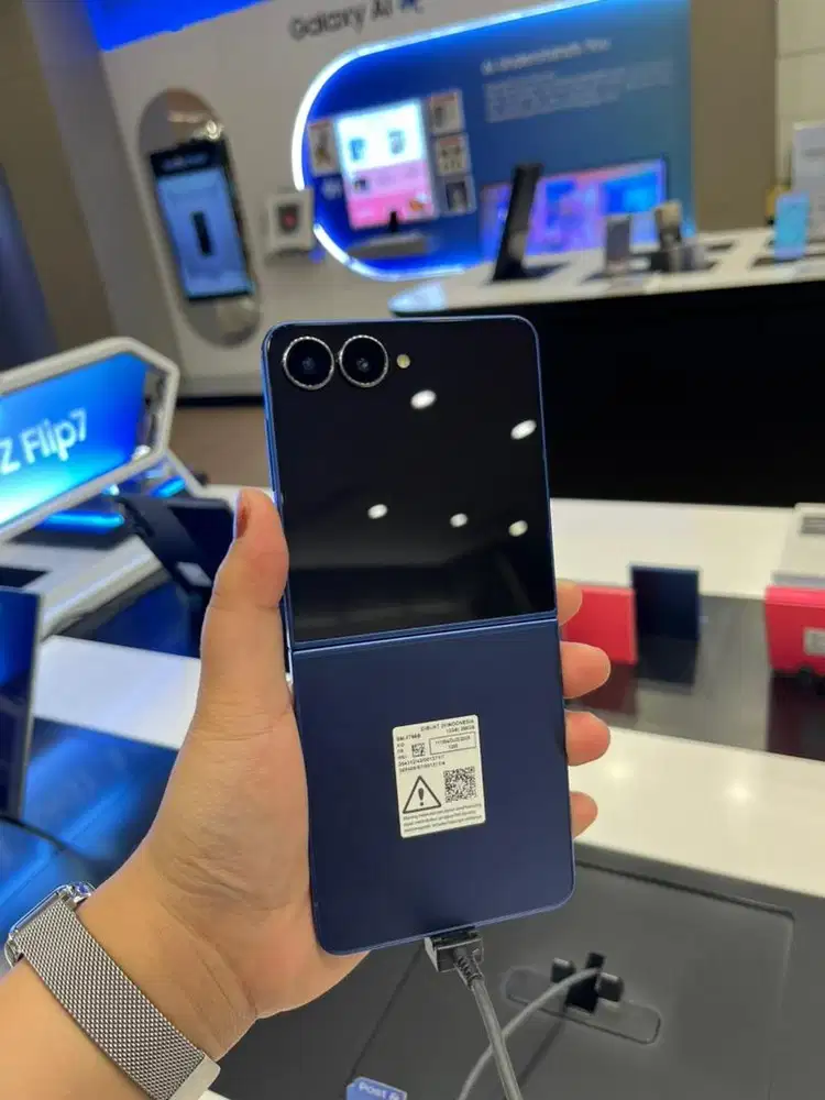 Samsung Galaxy Zflip7 Dapatkan voucher 200K dan speaker