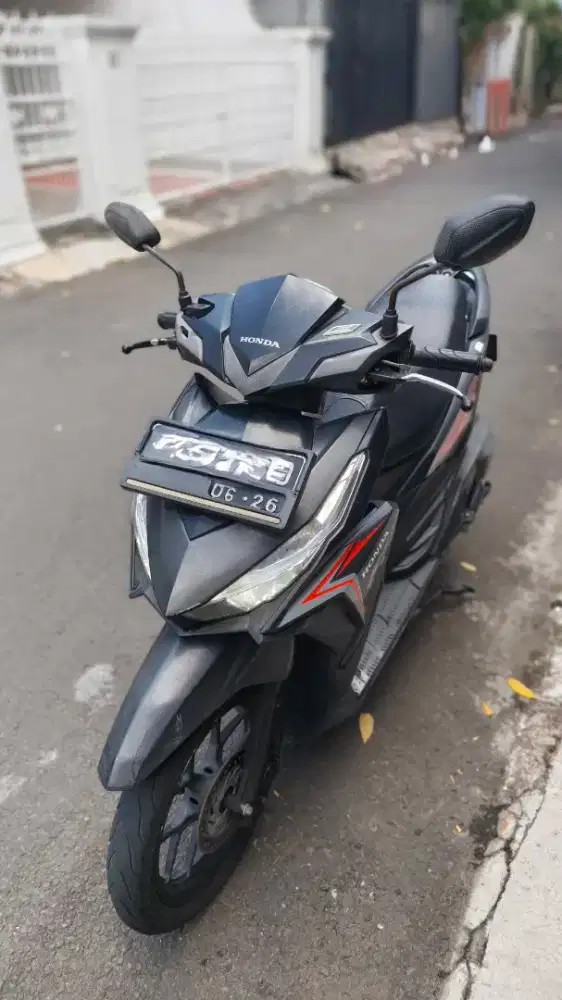 Dijual Motor Honda Vario 2016
