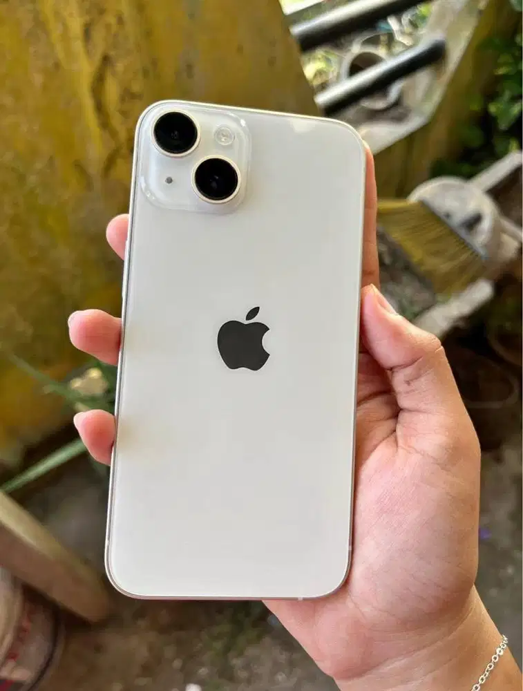 Dijual iPhone 14 128gb mulus all operator pemakaian pribadi