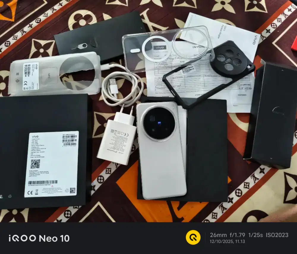 Vivo X200 Pro Titanium Ram 16/512GB Aktivasi Mei 2025