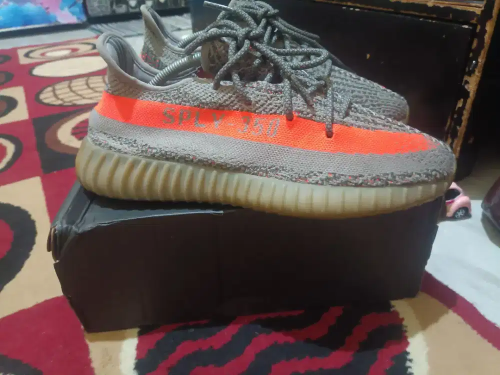Adidas Yeezy Boost 350 V2 Beluga