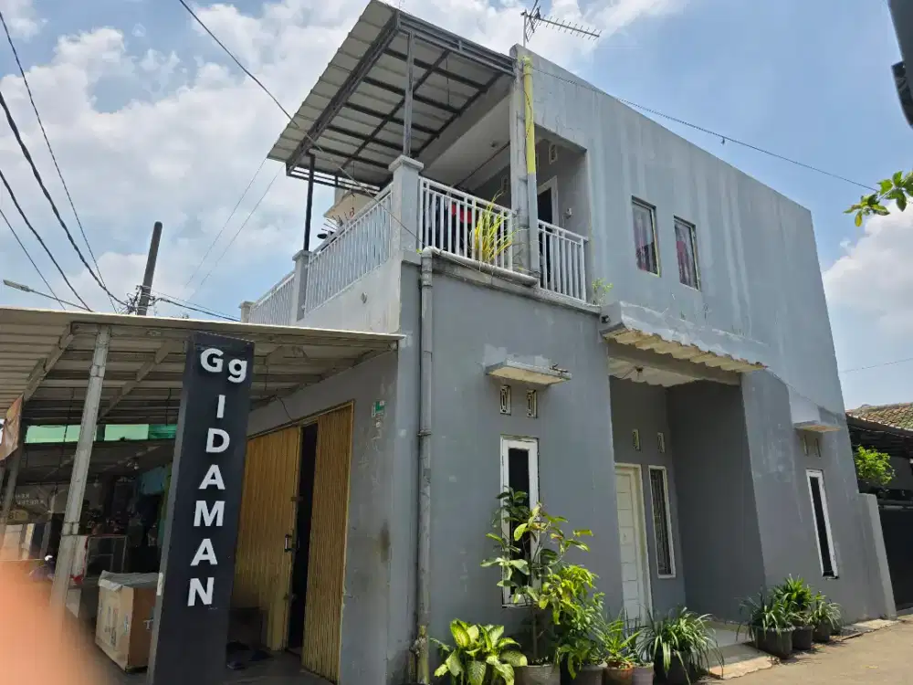 Dijual Rumah 2 Lantai di Pinggir Jalan Raya, Mustika Sari