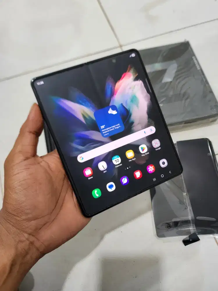Samsung z fold 3 5g 12/512gb sein fullset original no minus spec ok.