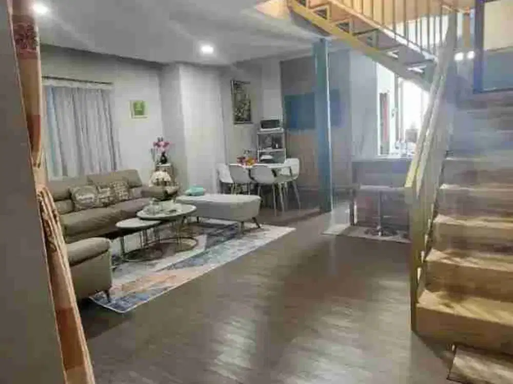 Murah !! Rumah villa Baru renovasi 4 lantai view bandung 183/400 2,2 M